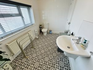 Photo 27- click for photo gallery